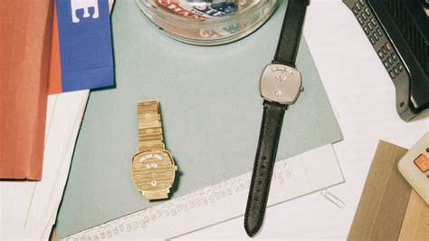 The Gucci Grip watch is the perfect accessory to channel 70s 